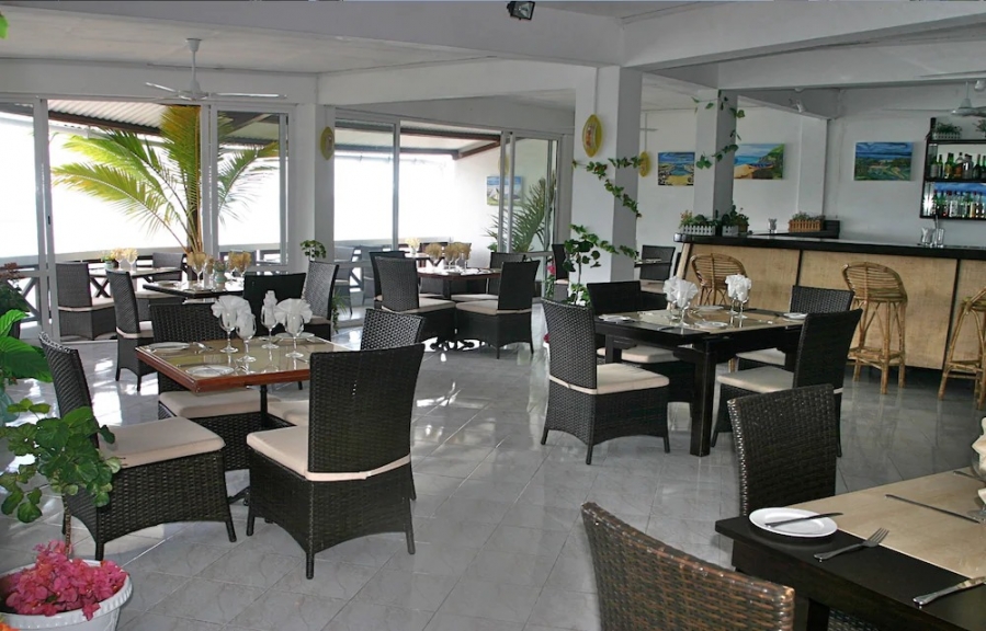 le recif restaurant 2023.jpg